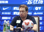 华体会官网客服-丢掉领先优势，球队陷入苦战与对手搏杀