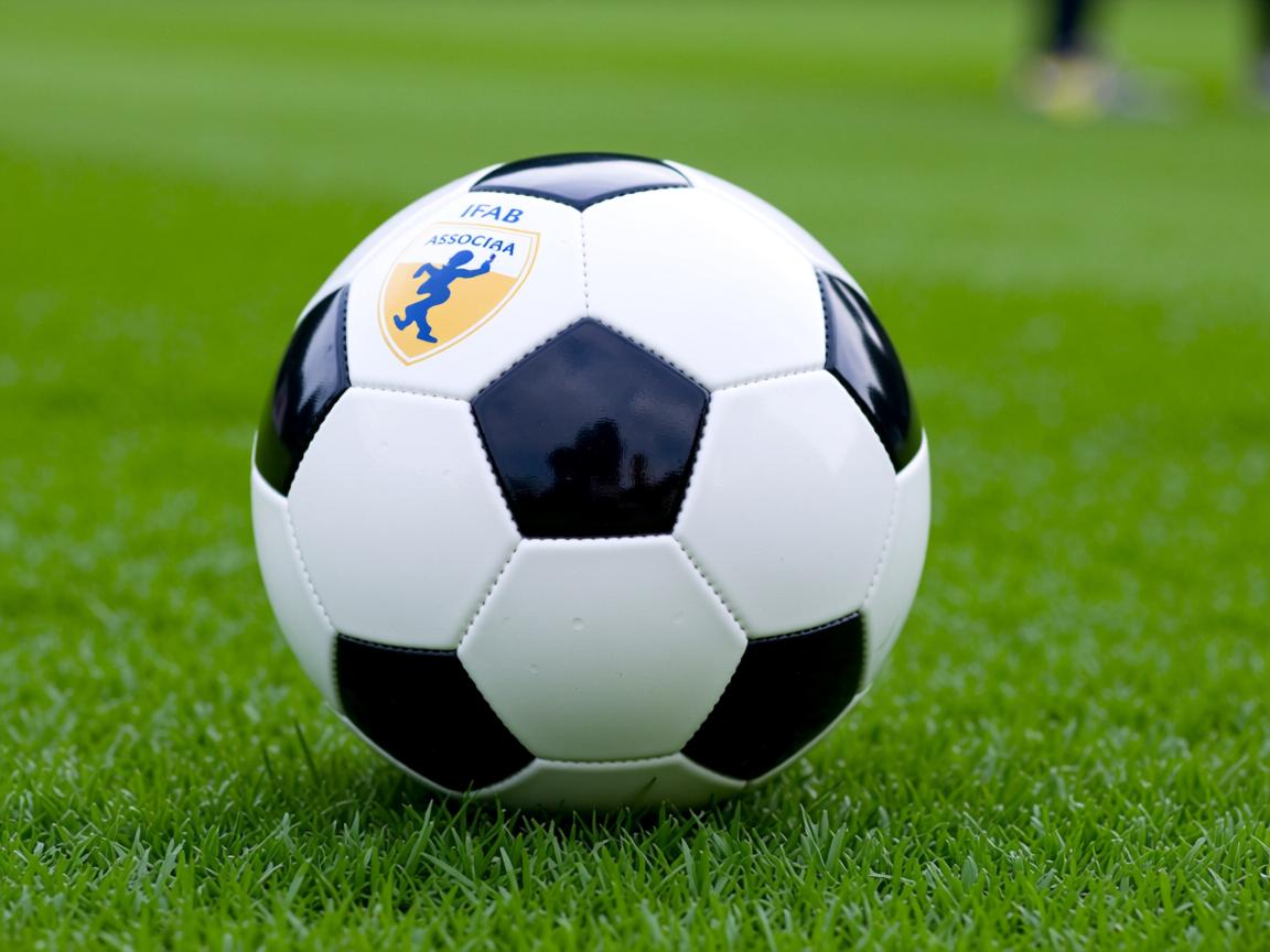 华体会全站-PSG中场组织混乱影响进攻效率  第2张